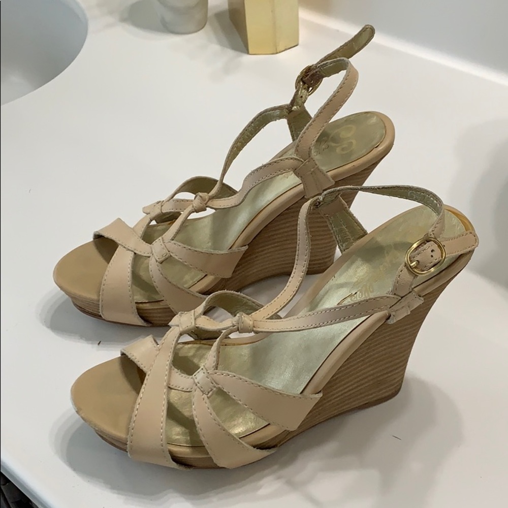 Seychelles wedges